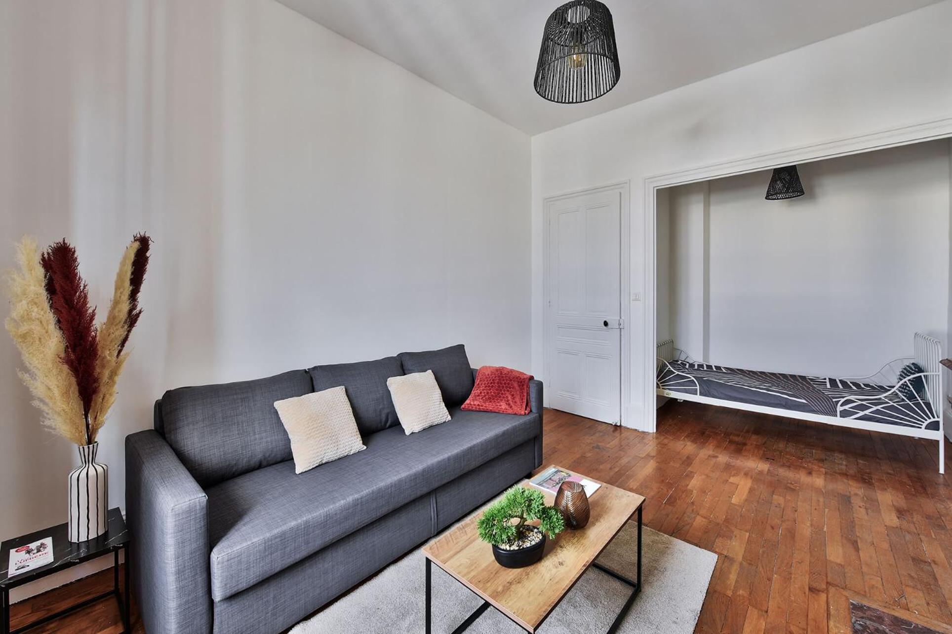 L'Oasis Urbaine - Spacieux Et Elegant Pour 5 Pers Saint-Fons Bagian luar foto