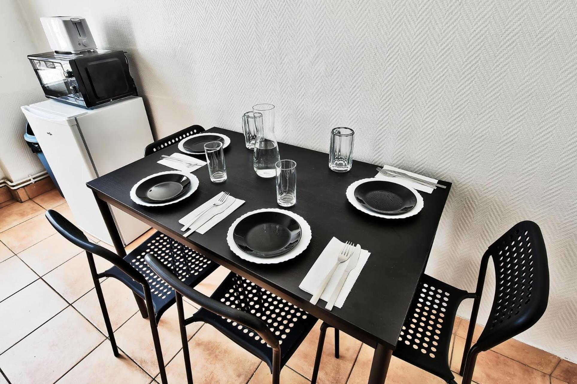 L'Oasis Urbaine - Spacieux Et Elegant Pour 5 Pers Saint-Fons Bagian luar foto